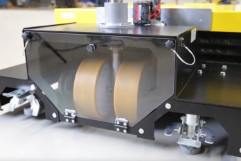Heavy duty platform motorized by Series 300I wheels Heavy duty platform motorized by Series 300I wheels